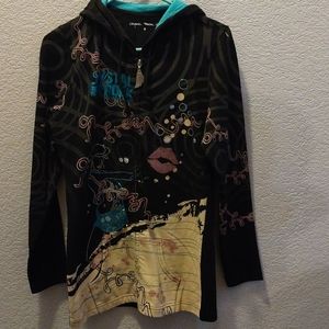 Long hoodie with graphic designs